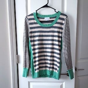 Olive & Oak Long Sleeve Grey Tan With Green Sweater Small